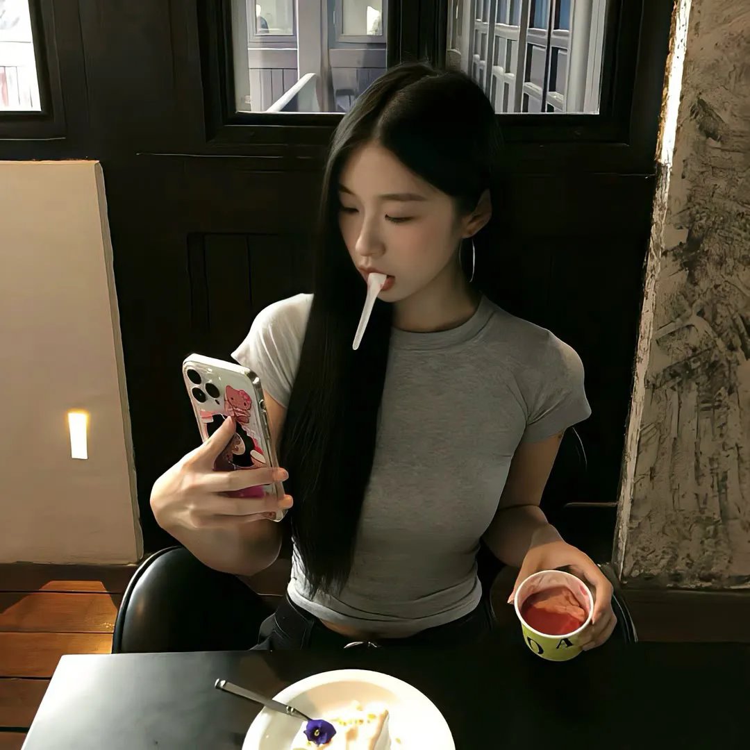 他年她日